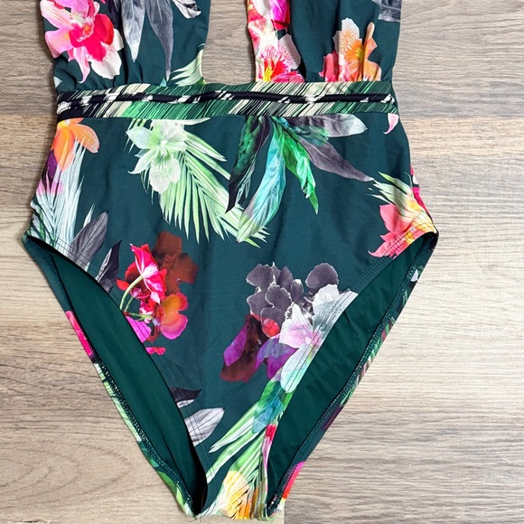 La Blanca Floral Deep V One Piece Swimsuit - Picture 6 of 12